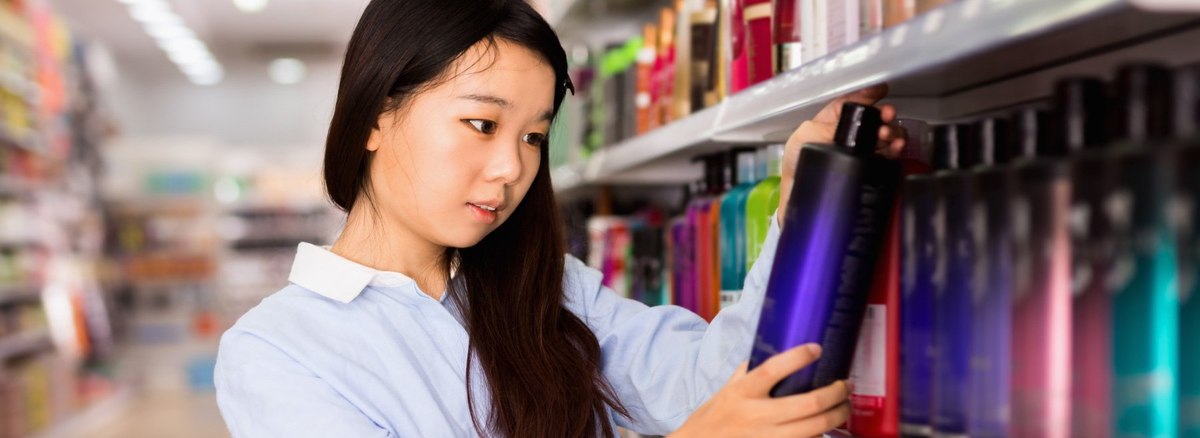 How likely are consumers in developing markets in APAC to use premium haircare products?