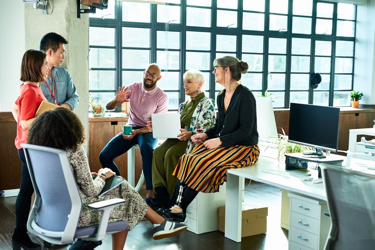 Embracing diversity and inclusion: Unveiling employees' attitudes in the American workplace