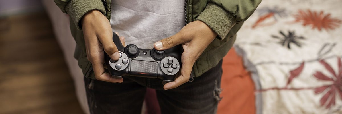 Want to market to male youth? Look to video games, not social media