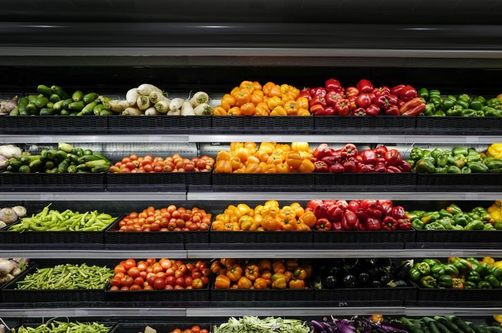 Navigating the produce aisle: Freshness reigns, but will Americans pay for year-round availability?
