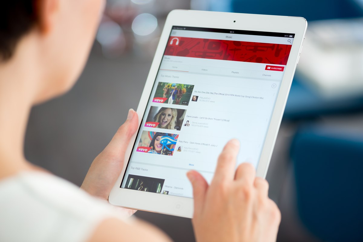 YouTube tops YouGov’s annual BrandIndex Buzz rankings in Thailand