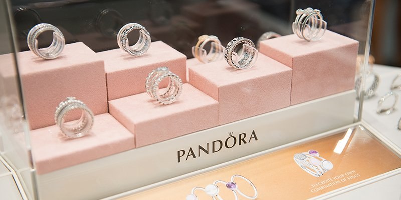 Pandora, Jewelry
