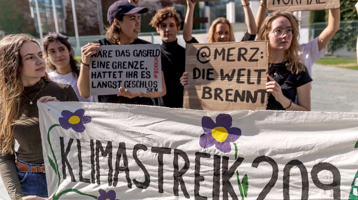 Die Hälfte der Deutschen sorgt sich derzeit um Auswirkungen des Klimawandels