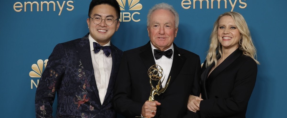 LOS ANGELES, CALIFORNIA - SEPTEMBER 12: Lorne Michaels (C), winner of Outstanding Variety Sketch Series for "Saturday Night Live," poses in the press room with Bowen Yang (L) and Kate McKinnon (R) during the 74th Primetime Emmys at Microsoft Theater on Se