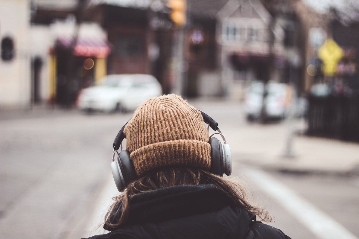 Cleaning, commuting and cooking: when do Americans listen to podcasts?  
