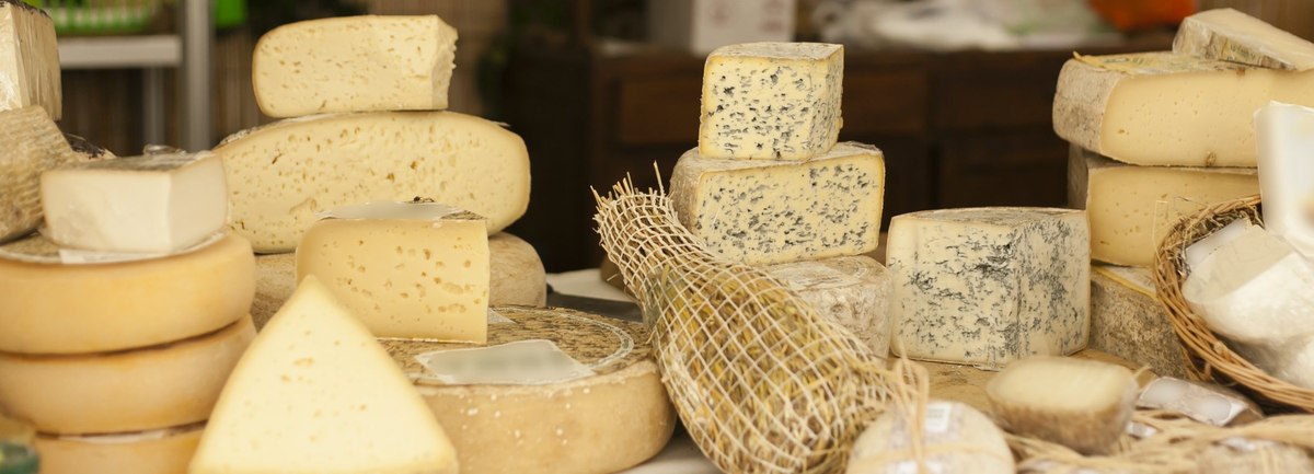 30 Types of Cheese - Popular Varieties of Cheeses