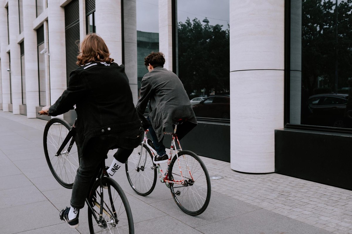 Global – Are e-bikes the future of urban mobility?