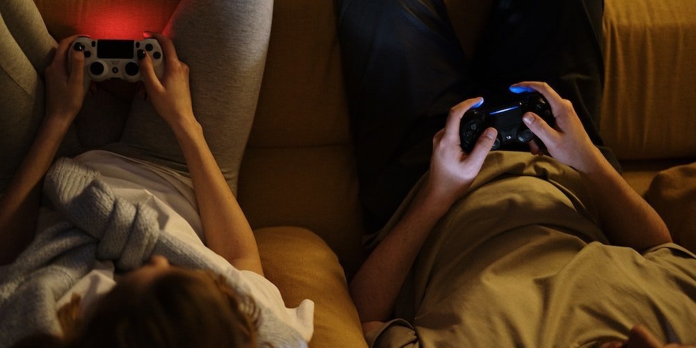Do consumers expect to spend more money on video games?