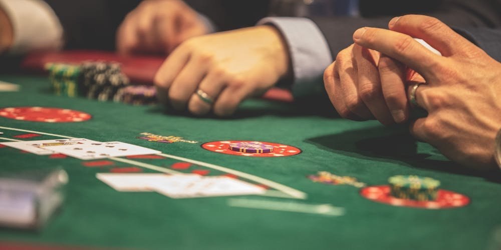 Of decks and dice: 54% of people see those working in the gambling industry negatively