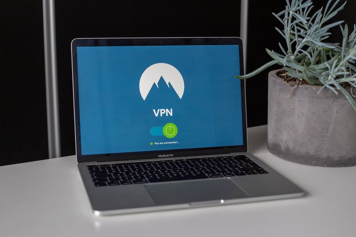 UK VPN extension usage – Who uses it and why?