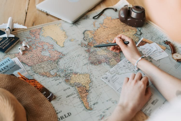 Travel planning 101 - Which resources do Americans rely on when planning their travel itineraries?