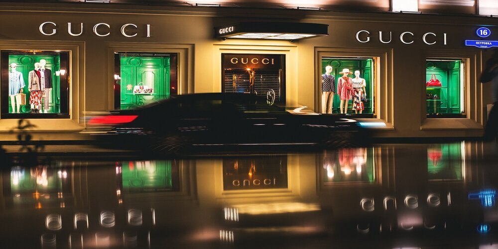 US: Gucci’s CEO to step down - Are consumers big on splurging on luxury items?