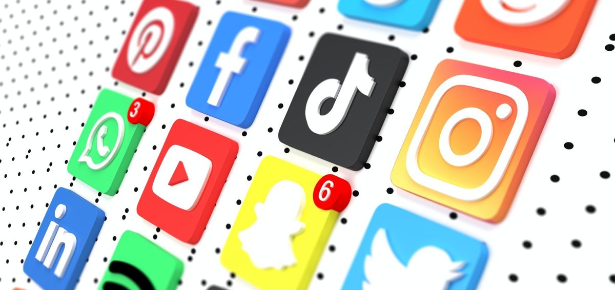 Exploring the role of a brand's social media platforms in consumer complaints