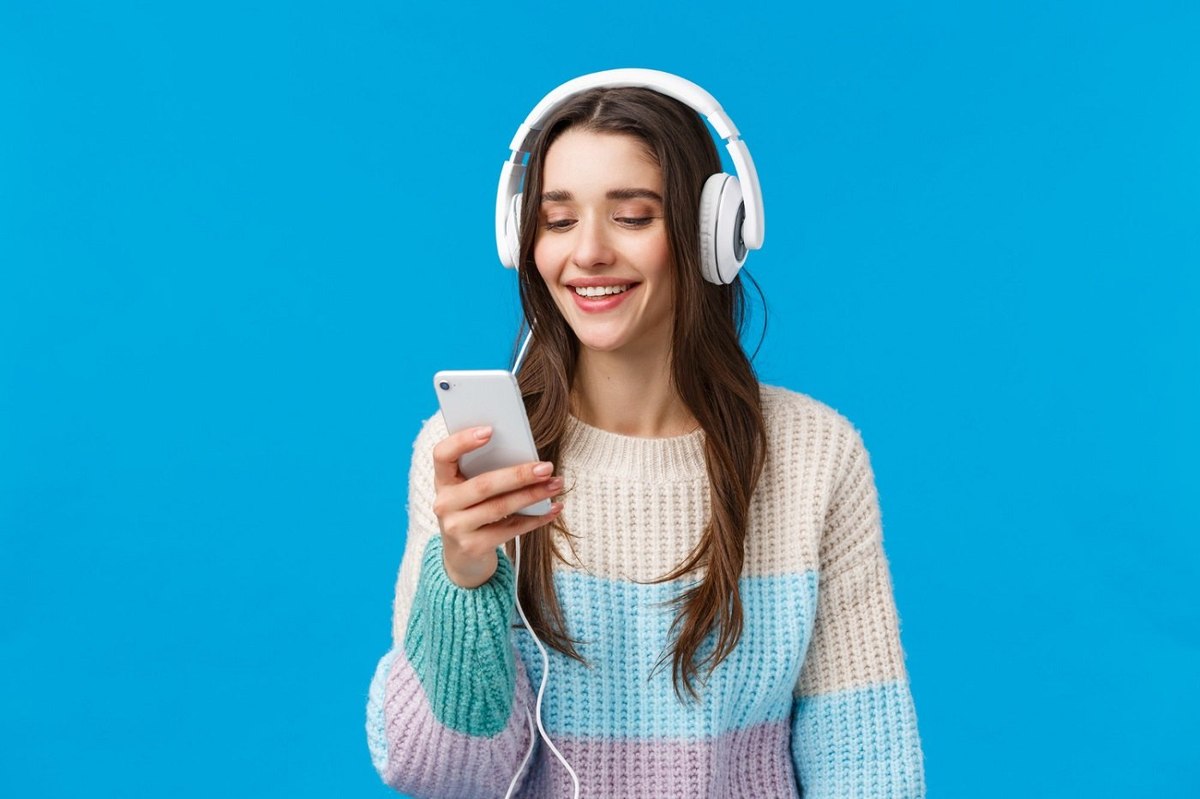 GB: Lidl to sponsor Spotify’s UK Christmas playlist – Which retailers do Spotify’s listeners favour?
