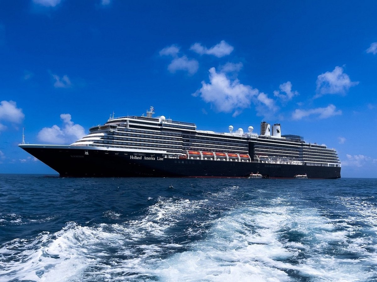 US: Holland America Line will embark on longer journeys - How keen are cruise passengers this year?