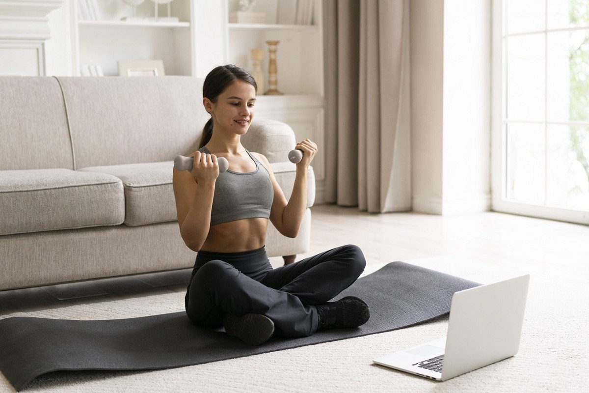 US: Lululemon launches home workout-focused platform – How exactly do Americans workout? 