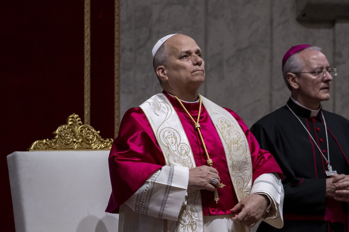 The pope, the president, the war with Iran, Ukraine, Israel, and more: April 17 - 20, 2026 Economist/YouGov Poll